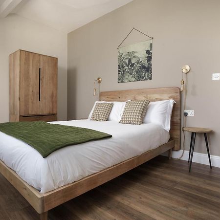 Modern Central One Bedroom Apartment In פנזאנס מראה חיצוני תמונה