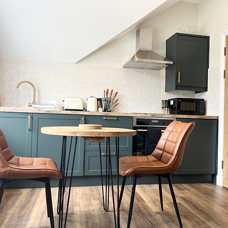 Modern Central One Bedroom Apartment In פנזאנס מראה חיצוני תמונה