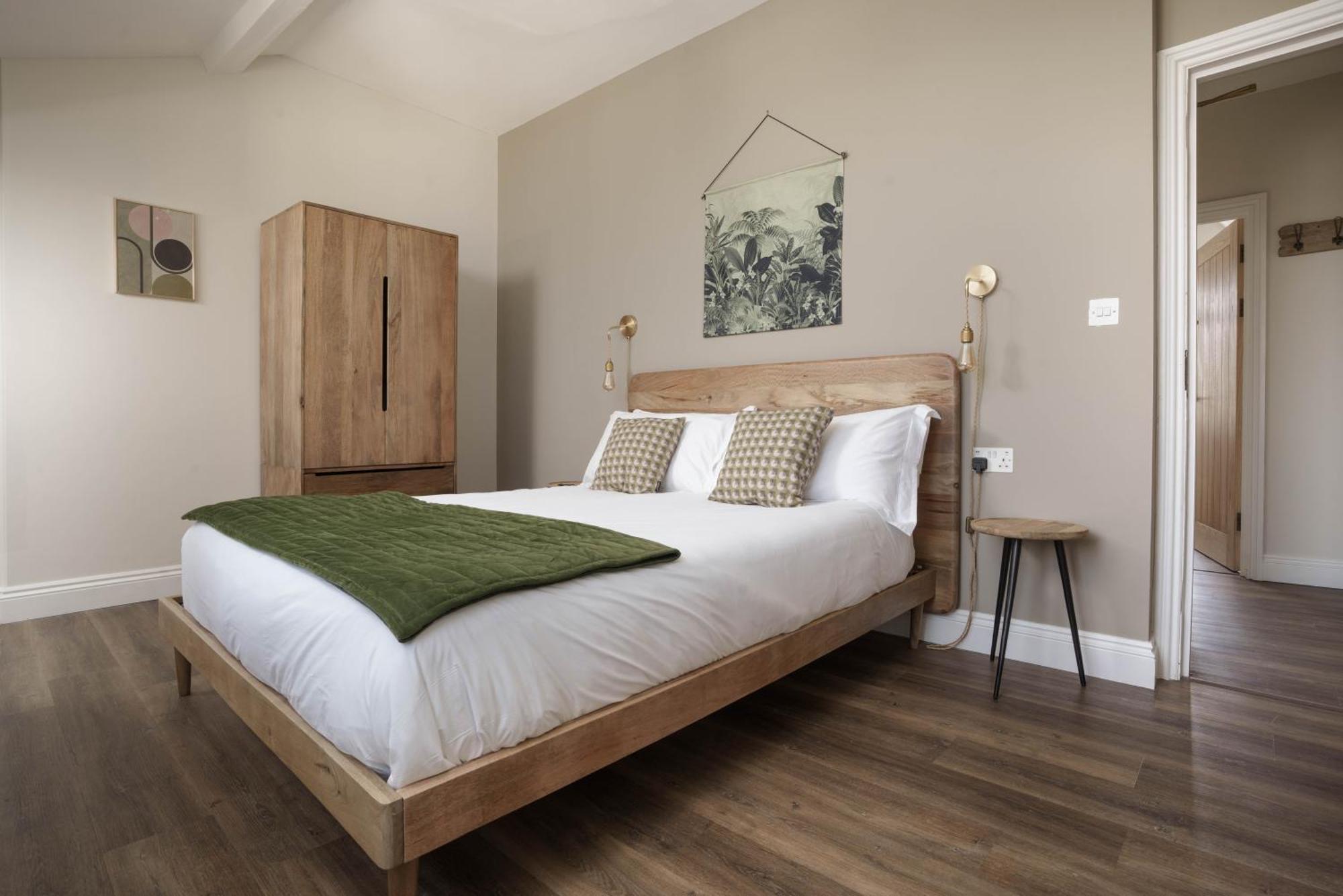 Modern Central One Bedroom Apartment In פנזאנס מראה חיצוני תמונה